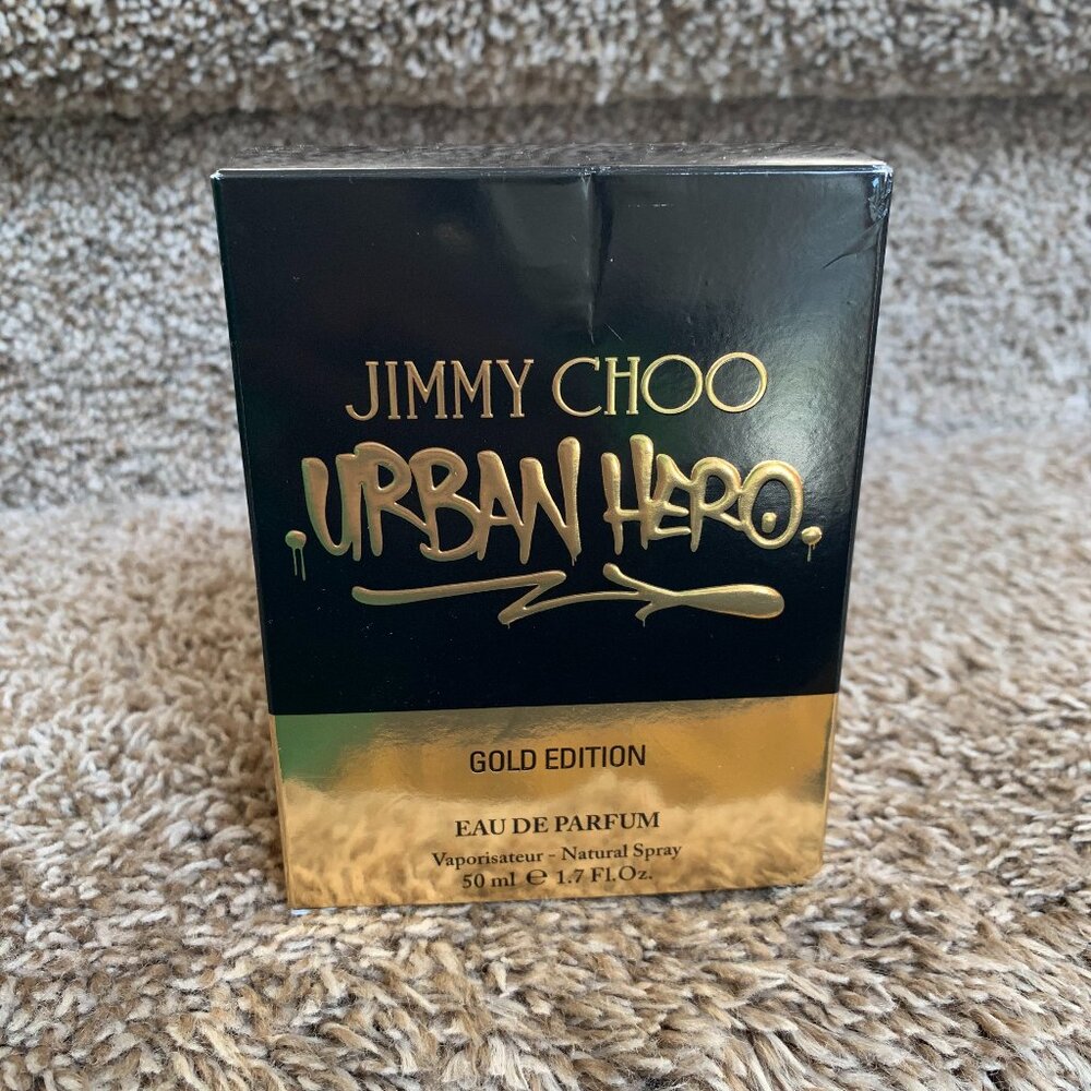 Jimmy Choo Urban Hero Gold Edition Men's Eau de Parfum Natural Spray.